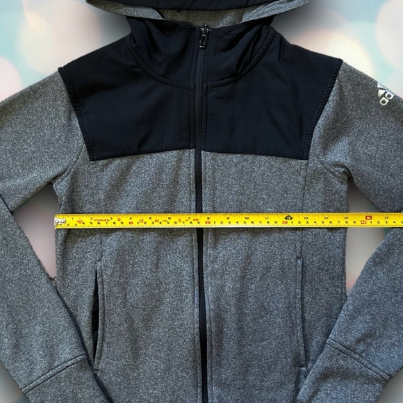 Adidas Women’s Climawarm Gray and Black Athletic Workout Sweatshirt Hoodie XS - Picture 3 of 6